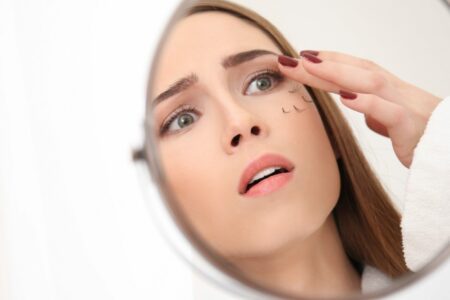 wypadanie rzęs jak je powstrzymać