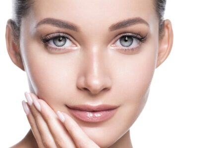 jak myć sztuczne rzęsy